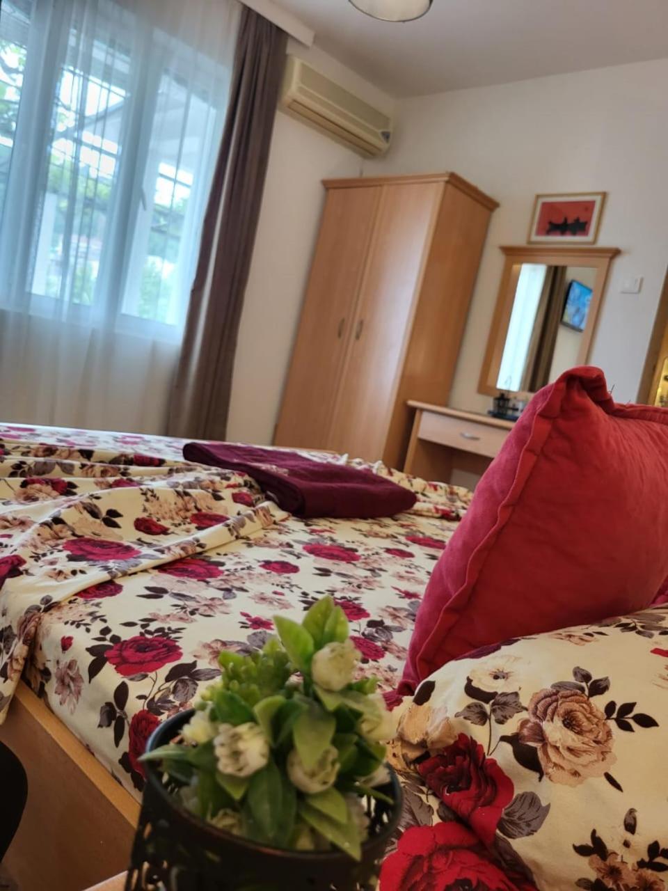 Apartments Ardoni Ulcinj Exterior photo